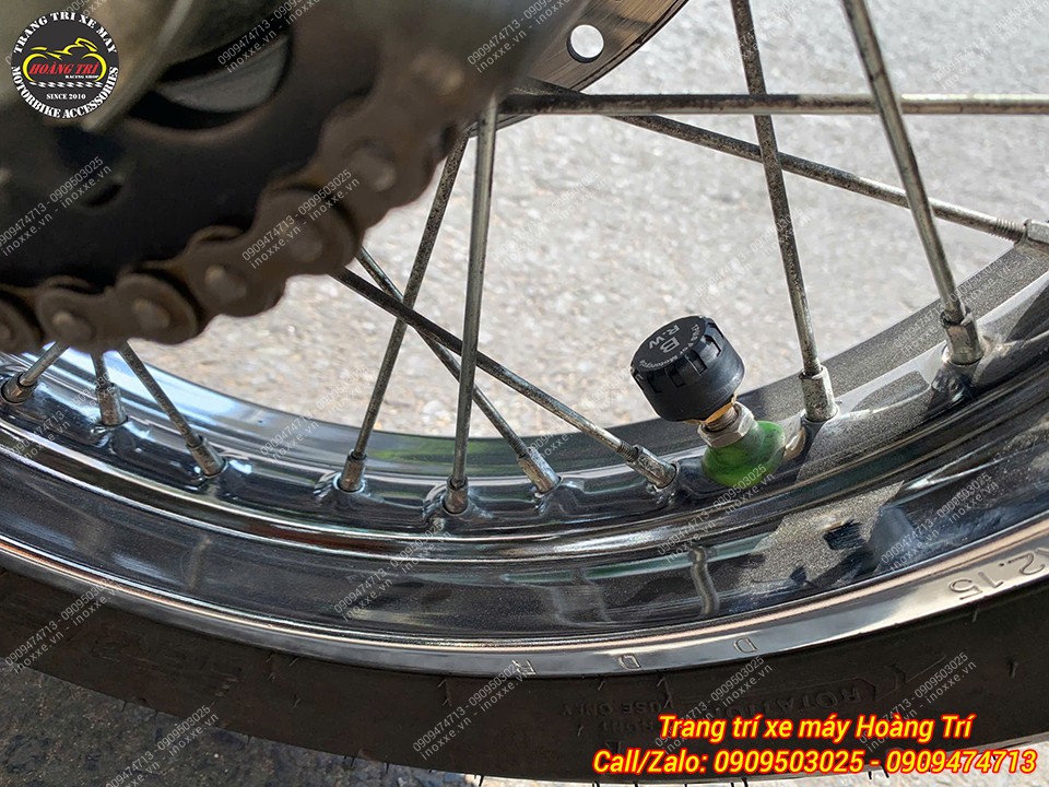 Màn hình ELook 5 inch camera hành trình và dẫn đường