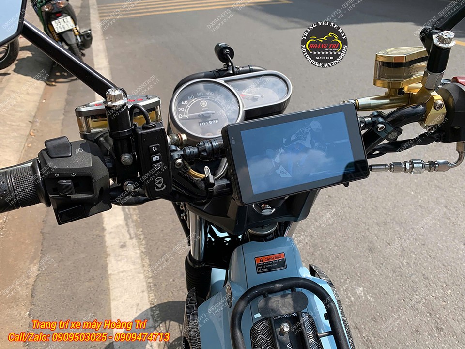 Màn hình ELook 5 inch camera hành trình và dẫn đường