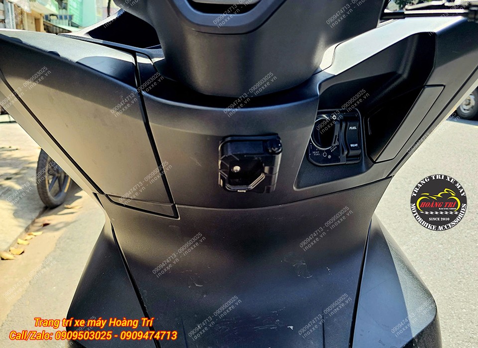 Móc treo đồ PCX - Móc nhôm CNC