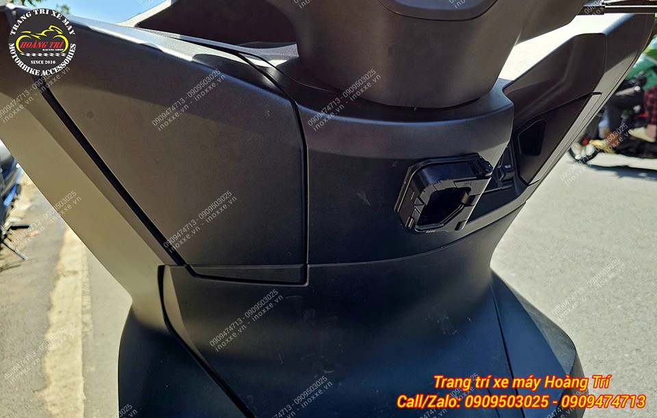 Móc treo đồ PCX - Móc nhôm CNC