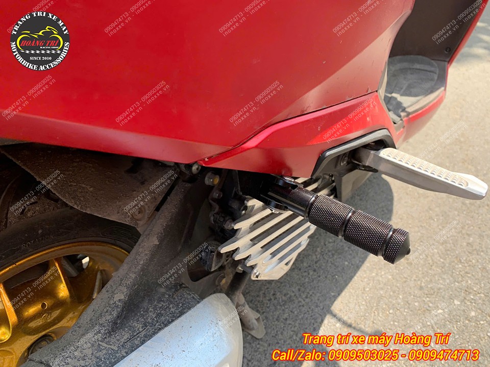 Gác chân phụ xe Lead