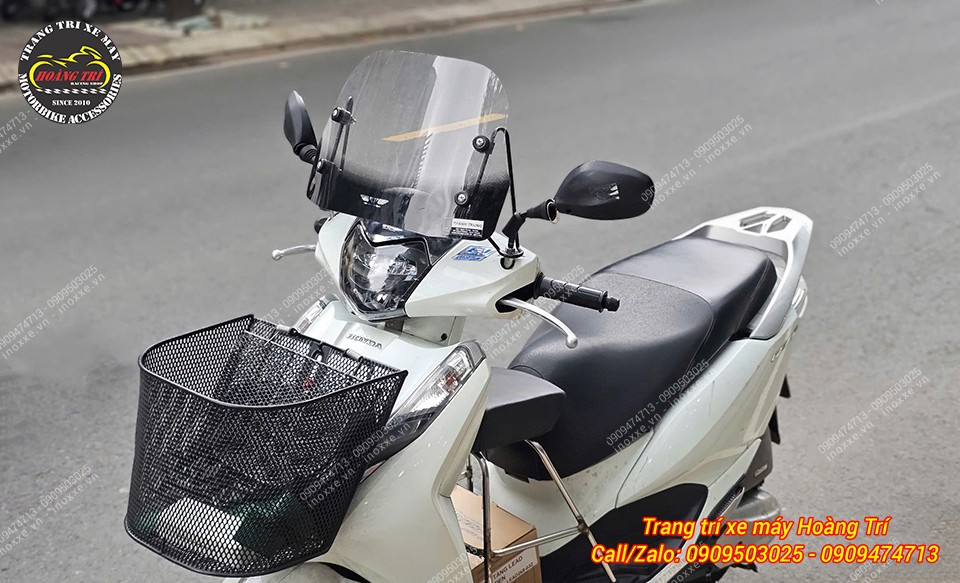 Kính chắn gió cao cho xe máy gắn chân gương