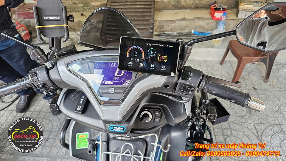 Màn hình ELook 5 inch camera hành trình và dẫn đường