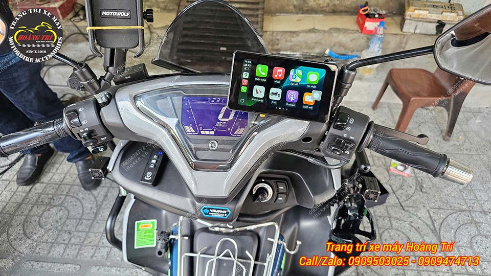 Màn hình ELook 5 inch camera hành trình và dẫn đường