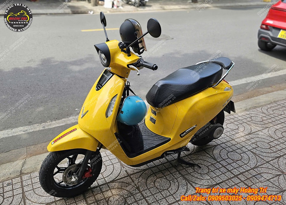 Ốp đèn pha xe máy điện Vinfast EVO
