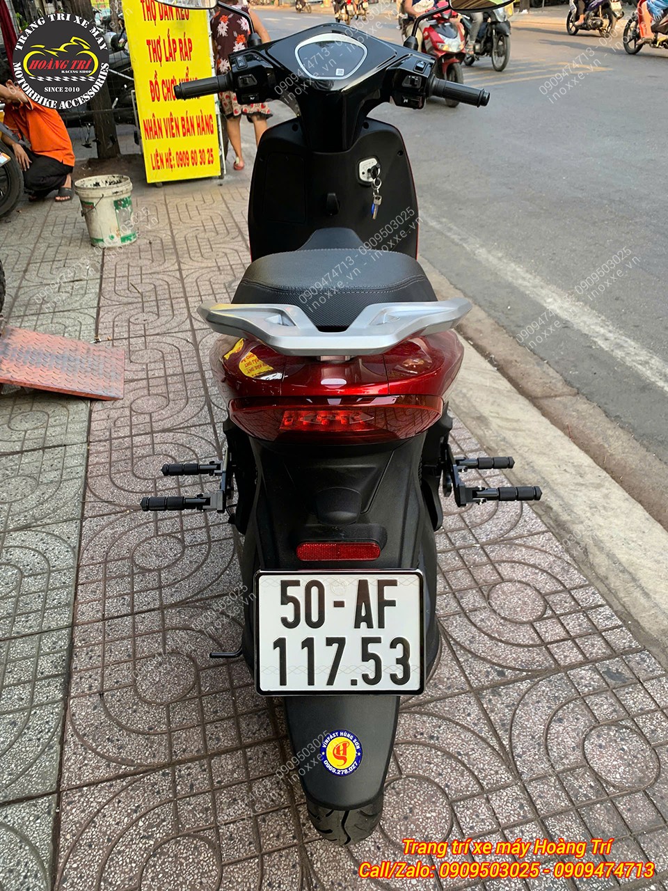 Gác chân phụ HTR xe máy điện Vinfast Feliz