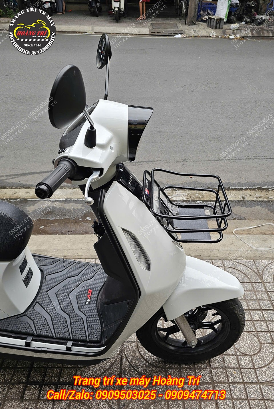 Ốp đèn pha xe máy điện Vinfast EVO