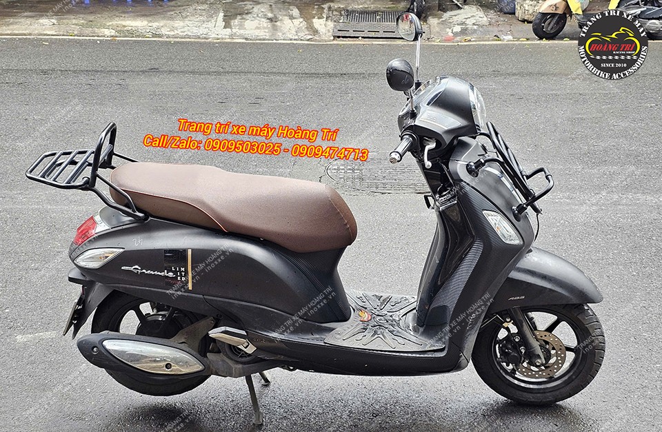 Baga trước Grande kiểu Vespa