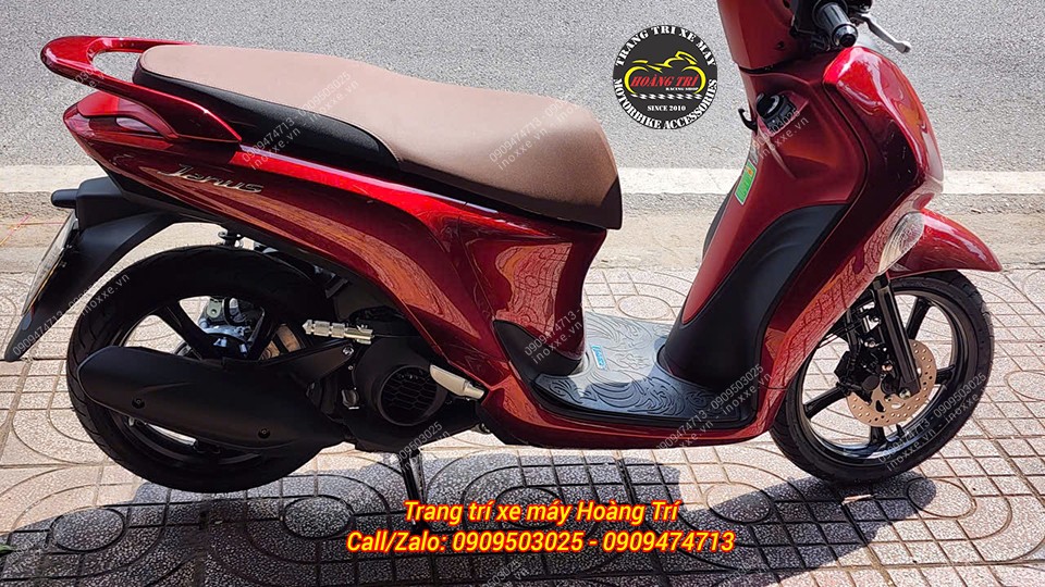 Gác chân phụ xe Janus