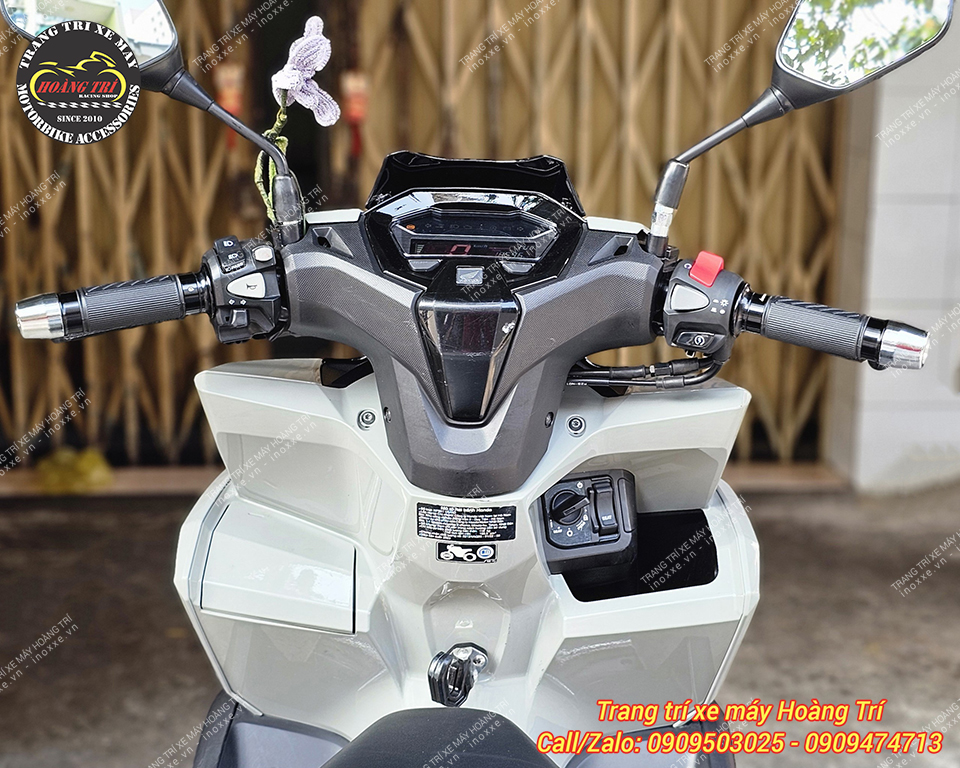 Cùm công tắc bên phải PCX 2018 chính hãng Honda