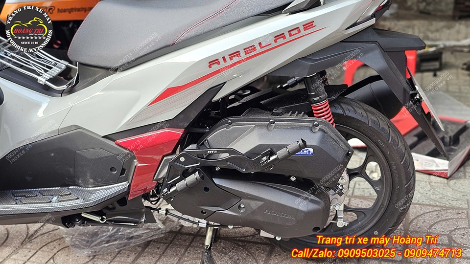 Gác chân phụ HTR độ cho xe Airblade