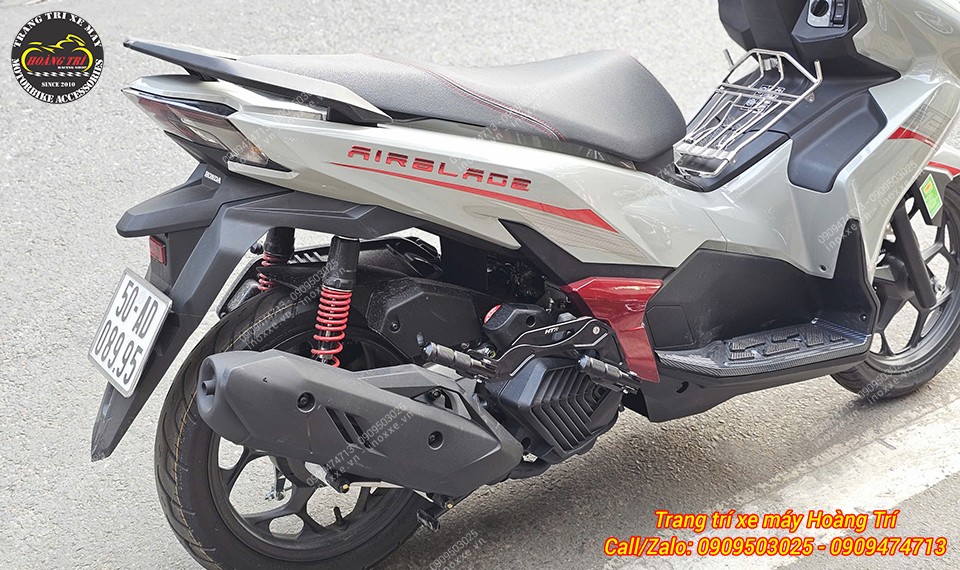 Gác chân phụ HTR độ cho xe Airblade