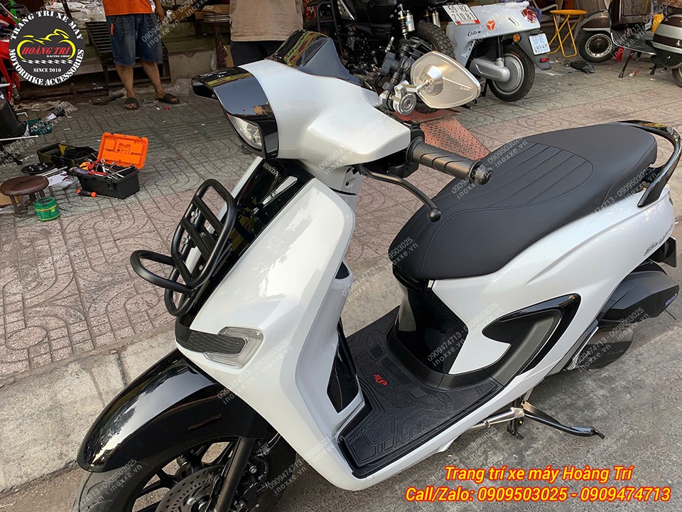 Baga trước xe Stylo 160 kiểu Vespa