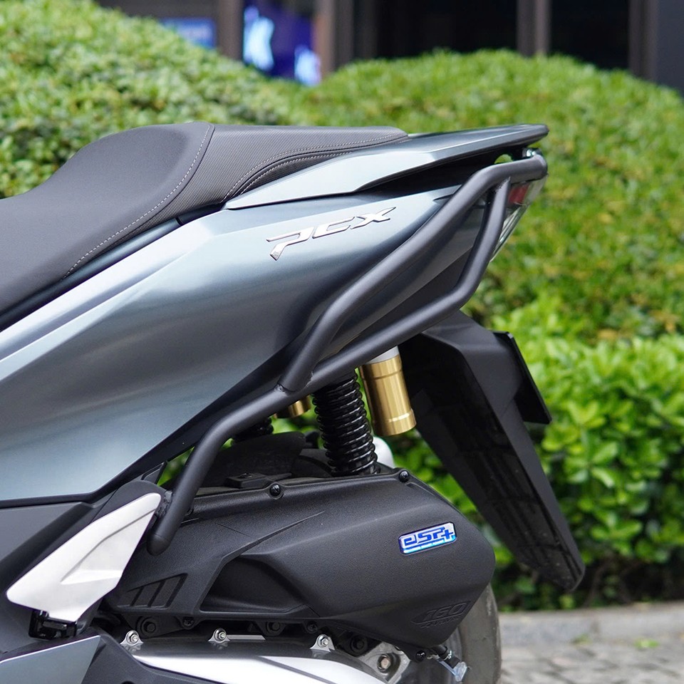 Khung chống đổ sau HTR PCX 160 2025 - Khung bảo vệ sau PCX 160 2025