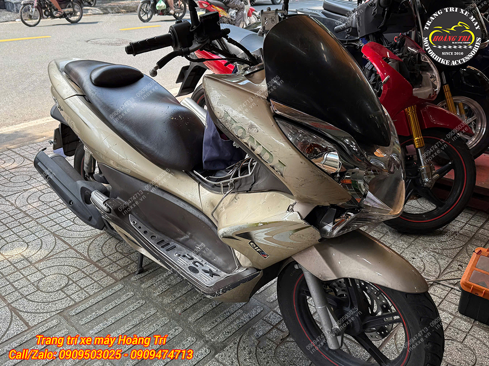 Cụm đèn pha PCX 2010-2012 chính hãng
