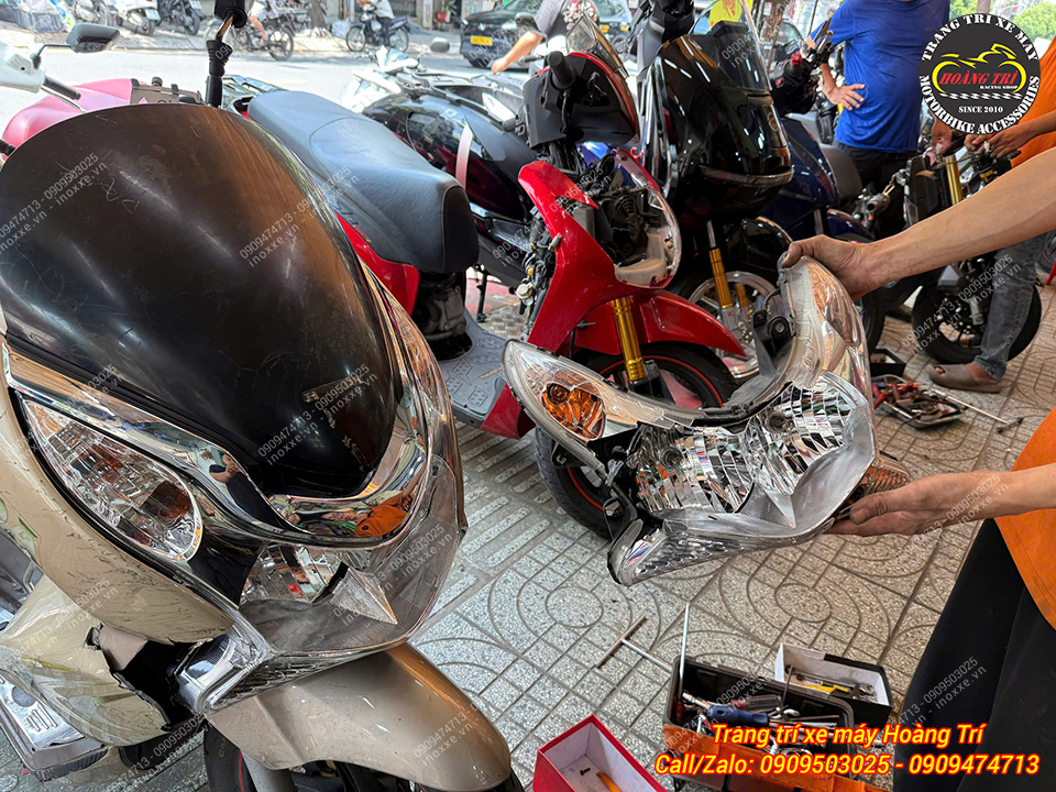 Cụm đèn pha PCX 2010-2012 chính hãng