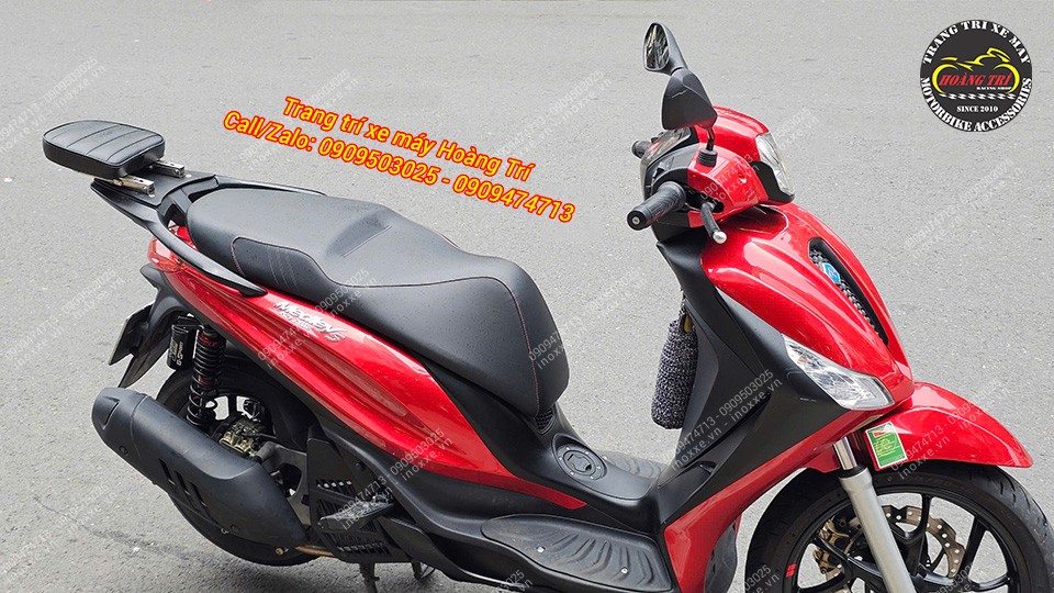 Baga sau tựa lưng Piaggio Medley bật/gấp 2 chiều