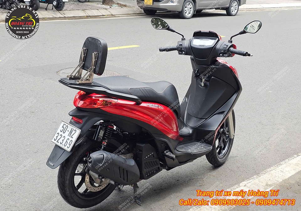 Baga sau tựa lưng Piaggio Medley bật/gấp 2 chiều