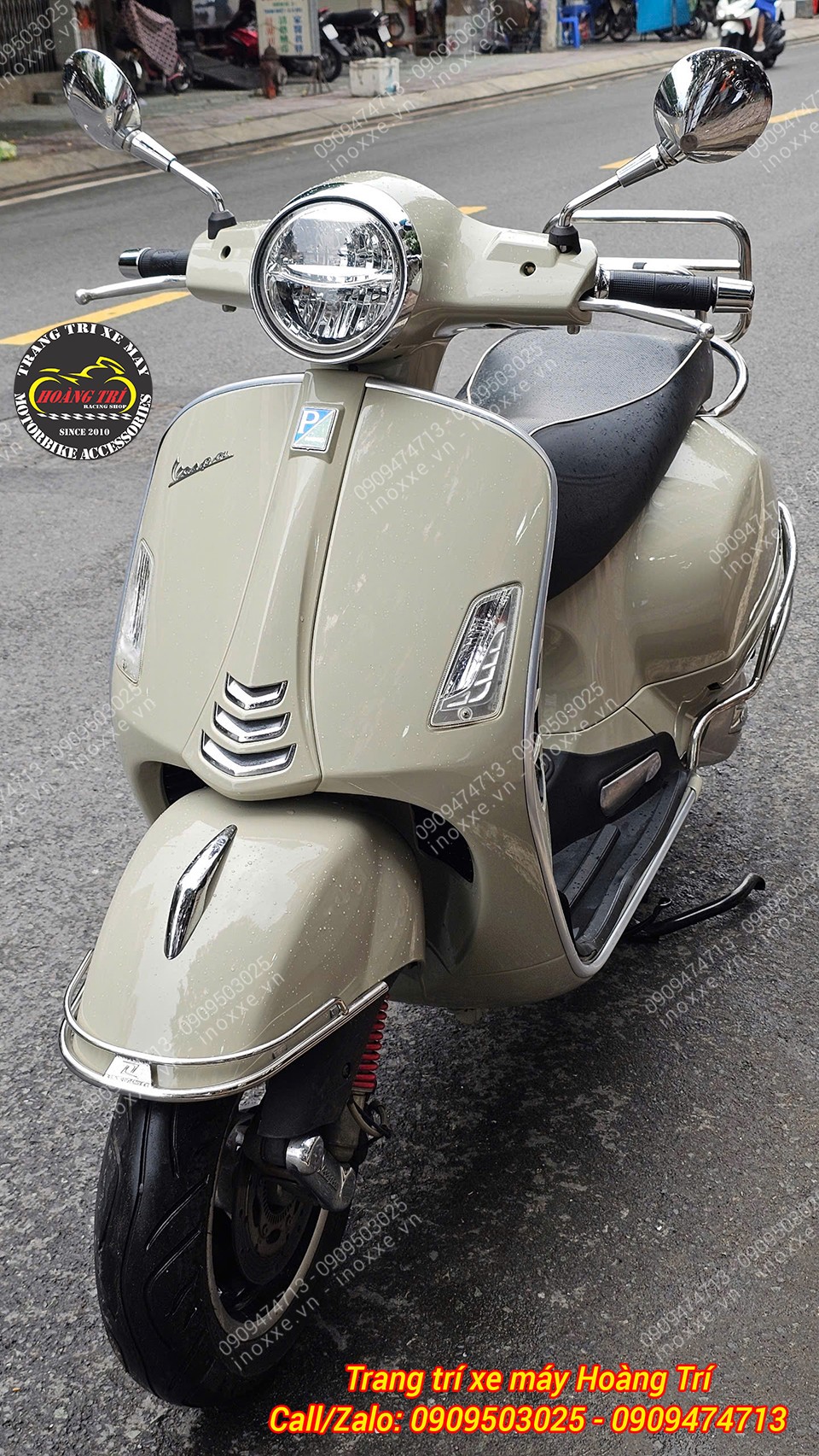 Khung inox bảo vệ xe Vespa GTS - mẫu mới 2021