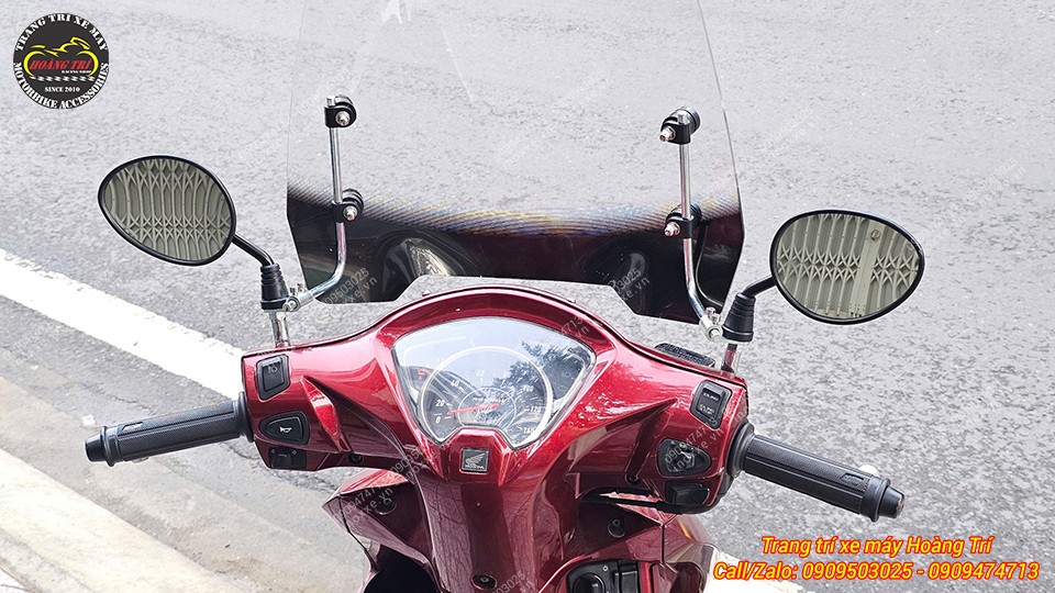 Kính chắn gió cao cho xe máy gắn chân gương