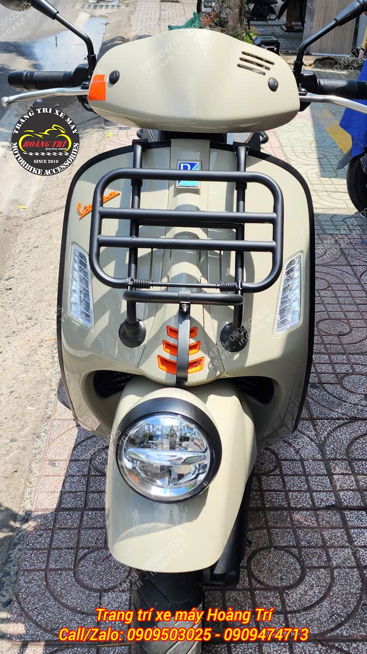Baga trước Vespa GTS