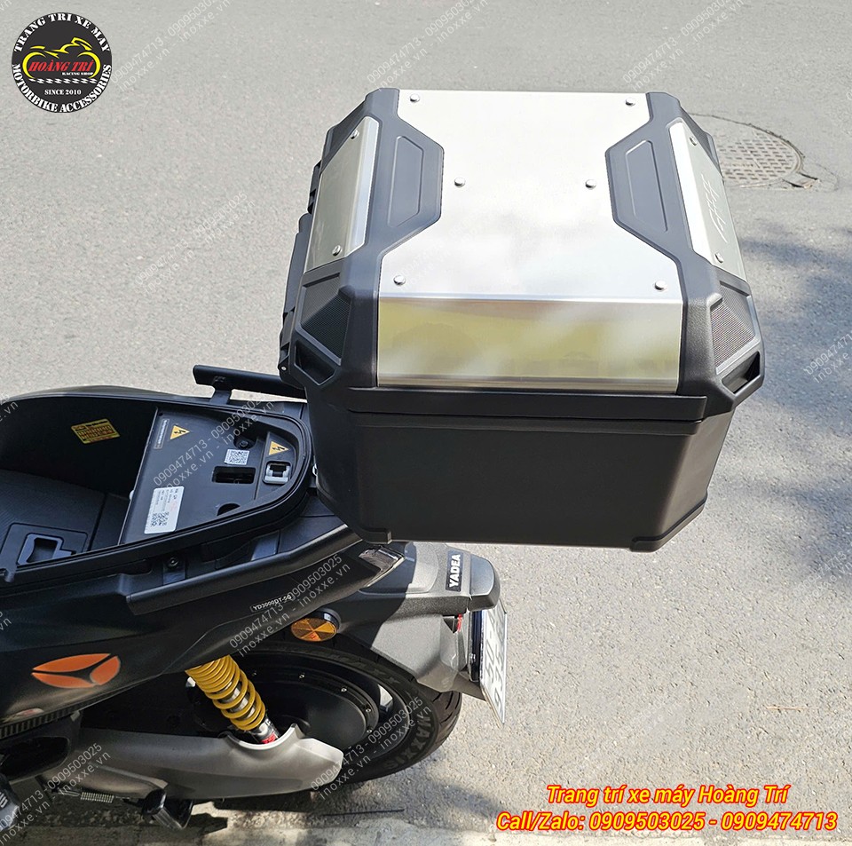 Trọn bộ baga sau và thùng Givi chính hãng lắp cho xe Yadea Velax U