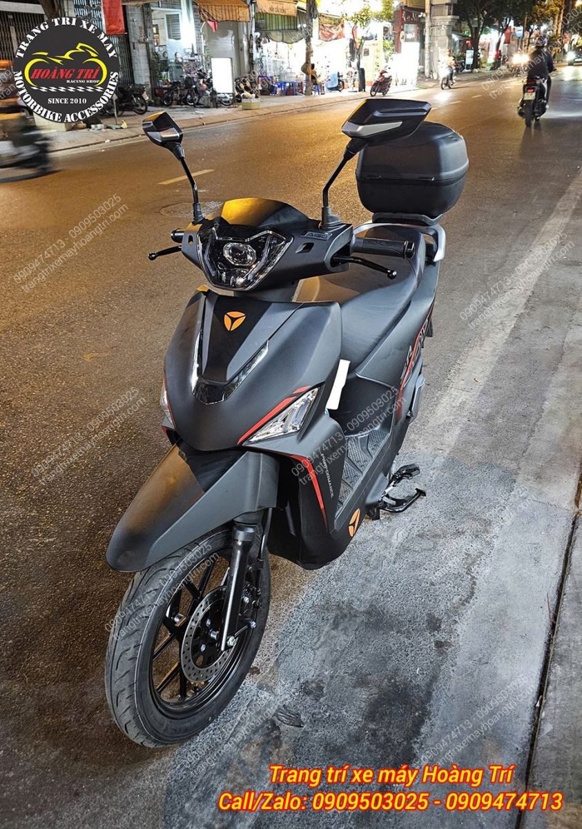 Tổng hợp thùng Givi chính hãng cho xe Yadea Voltguard