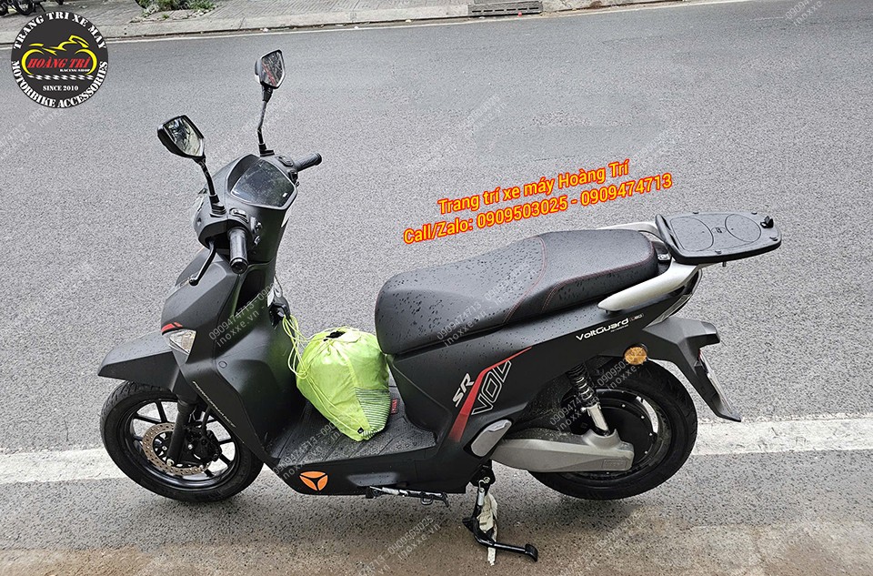 Tổng hợp thùng Givi chính hãng cho xe Yadea Voltguard