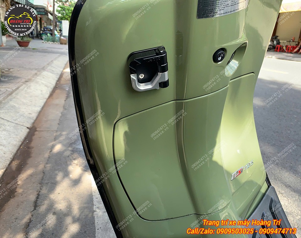 Móc treo đồ Vespa - nhôm CNC