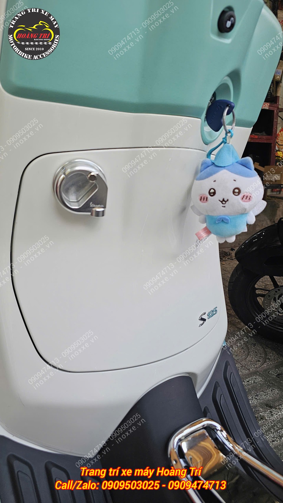 Móc treo đồ Vespa - nhôm CNC