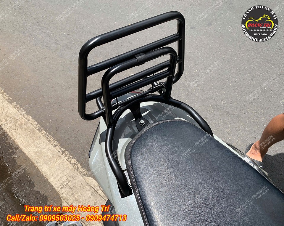 Baga sau tựa lưng Vision kiểu Vespa có tay dắt