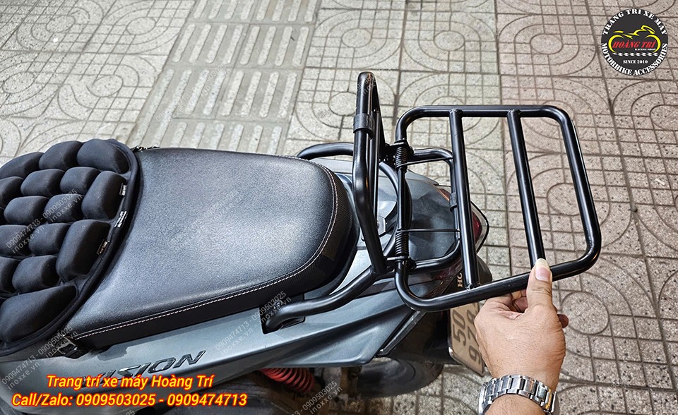 Baga sau tựa lưng Vision kiểu Vespa có tay dắt