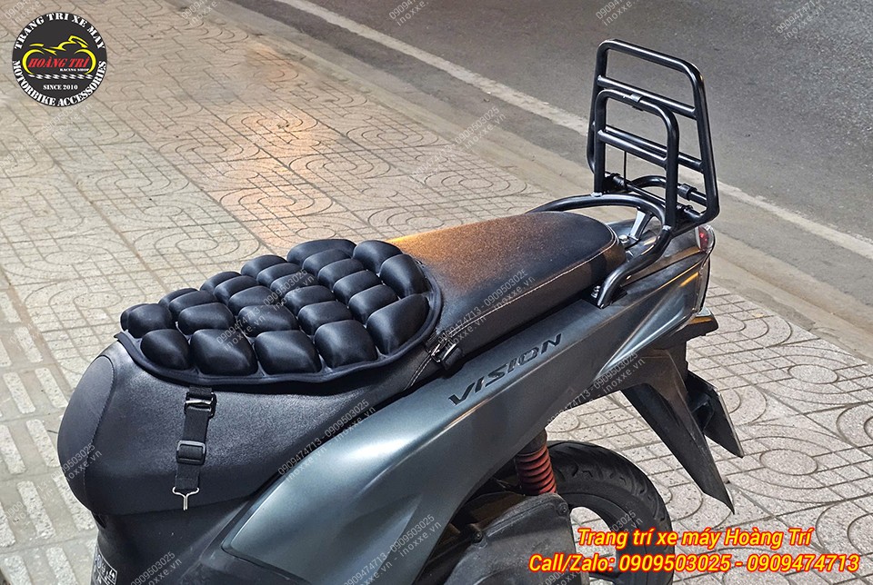 Baga sau tựa lưng Vision kiểu Vespa có tay dắt