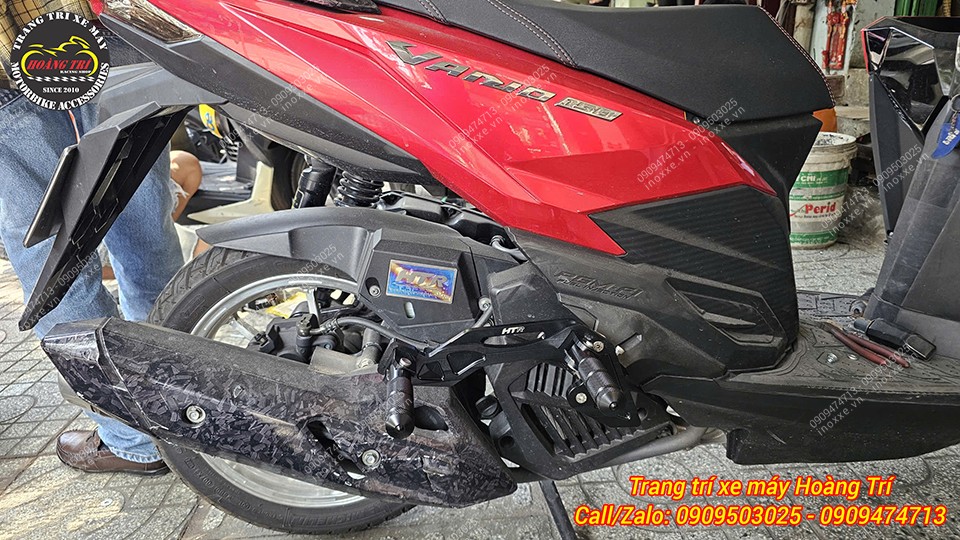 Gác chân phụ HTR nhôm CNC cho xe Vario