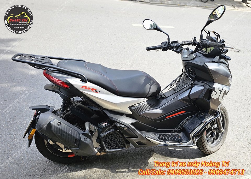 Baga giữa Aprilia SR GT 200