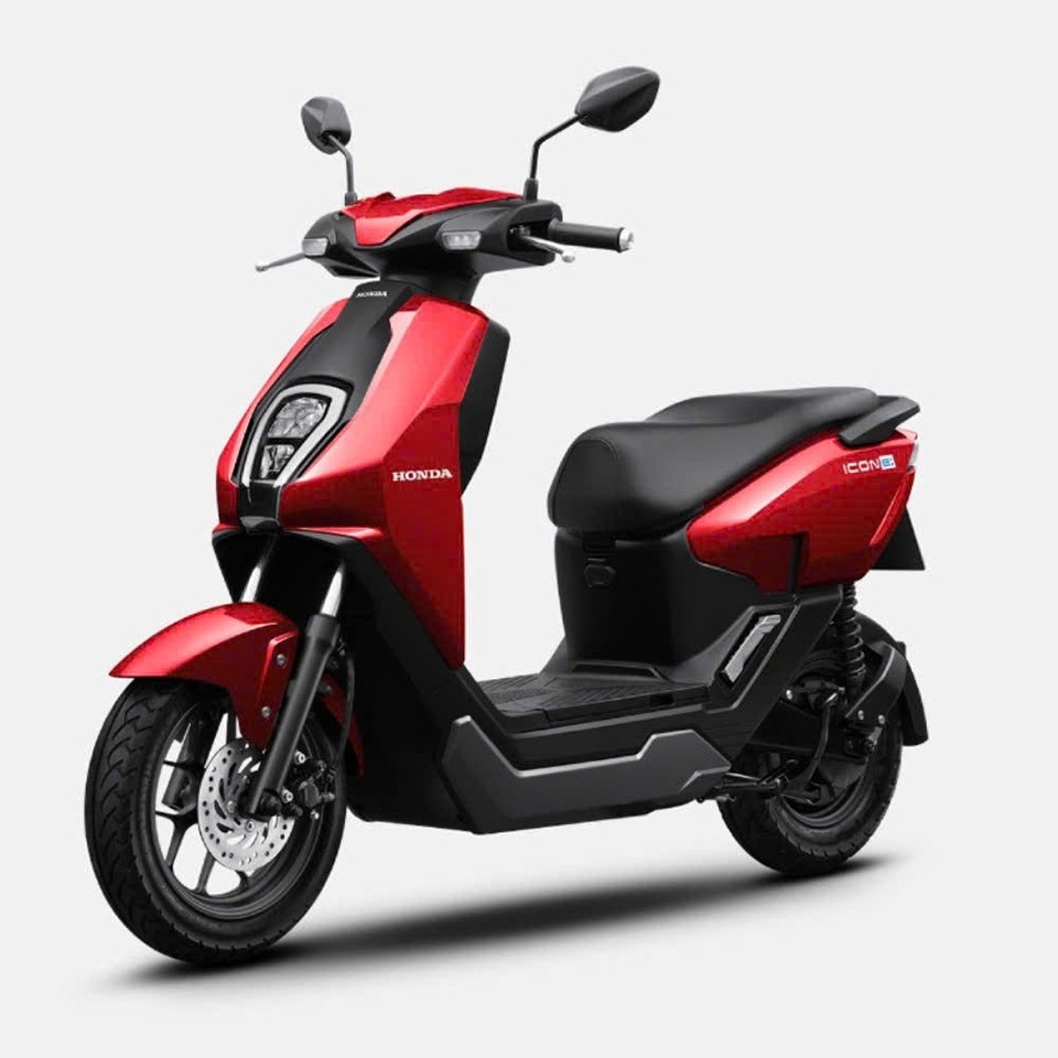 Thảm để chân cao su Honda Icon E