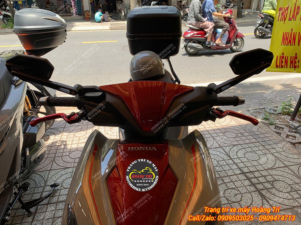 Kính hậu Magazi