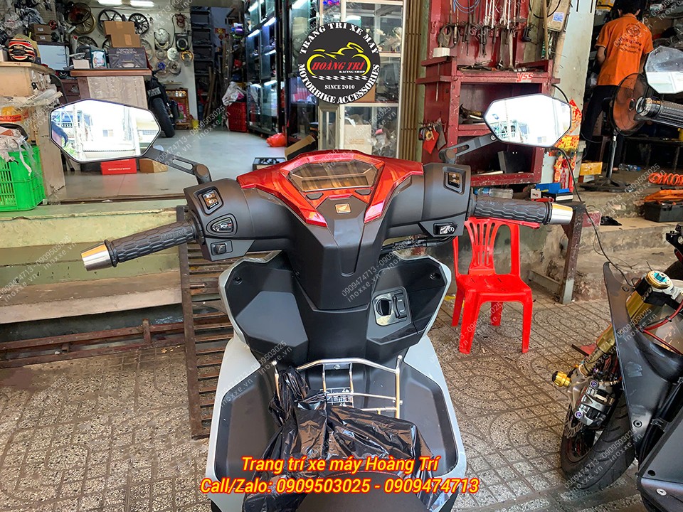 Kính hậu Magazi