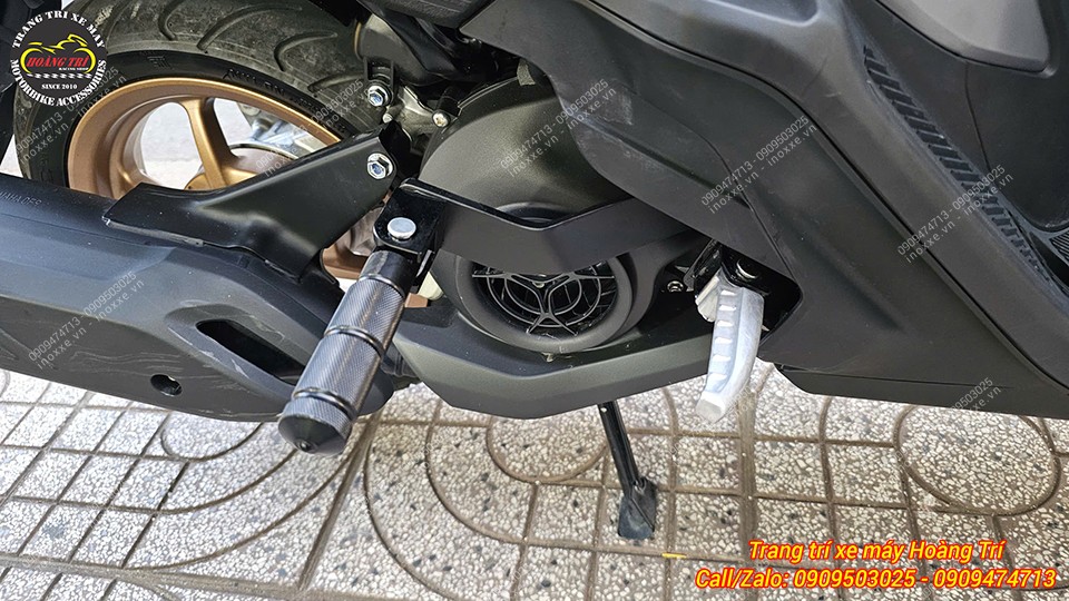 Gác chân phụ Yamaha Gear