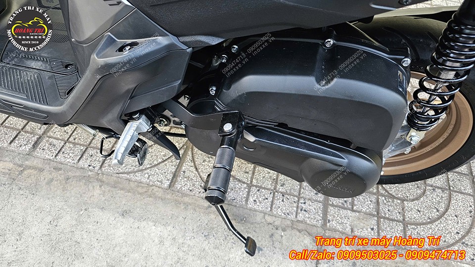 Gác chân phụ Yamaha Gear