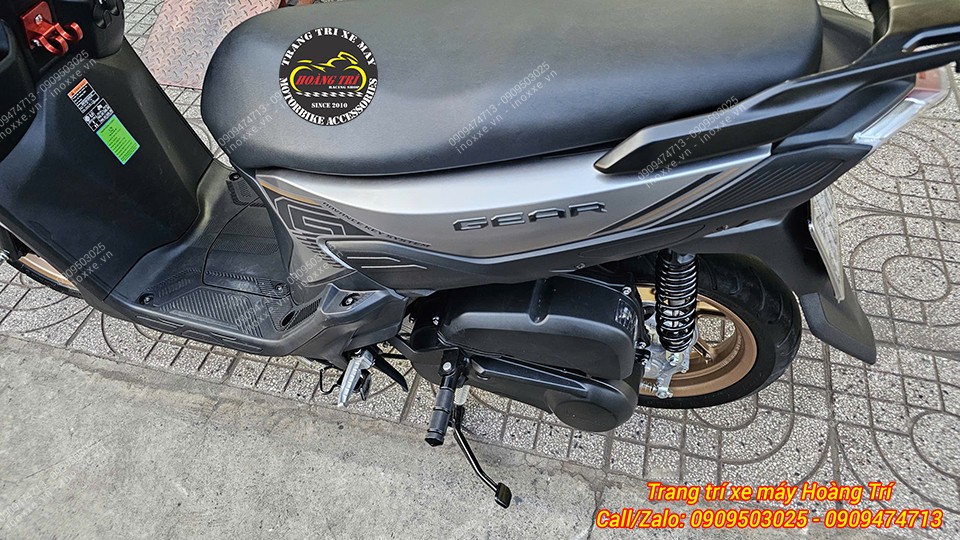 Gác chân phụ Yamaha Gear