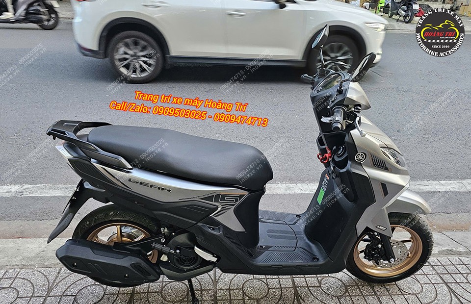 Gác chân phụ Yamaha Gear