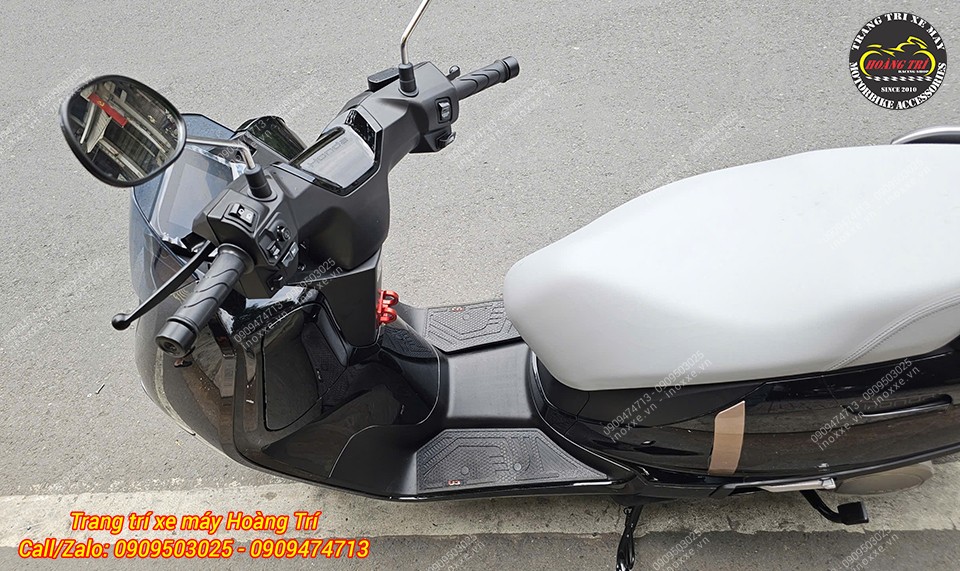 Thảm để chân Honda UC3