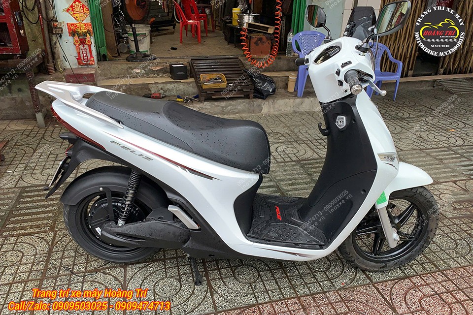 Chắn bùn nguyên khối xe máy điện Feliz
