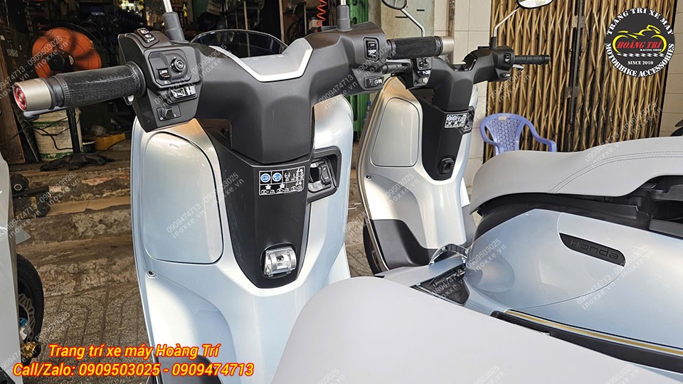 Móc treo đồ cho xe Honda UC3 - Móc nhôm HTR-Grande