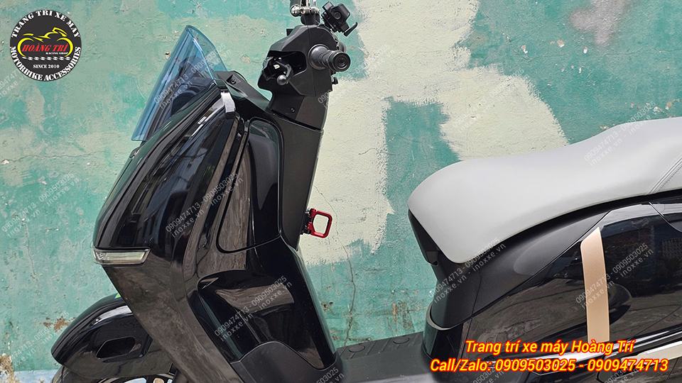 Móc treo đồ cho xe Honda UC3