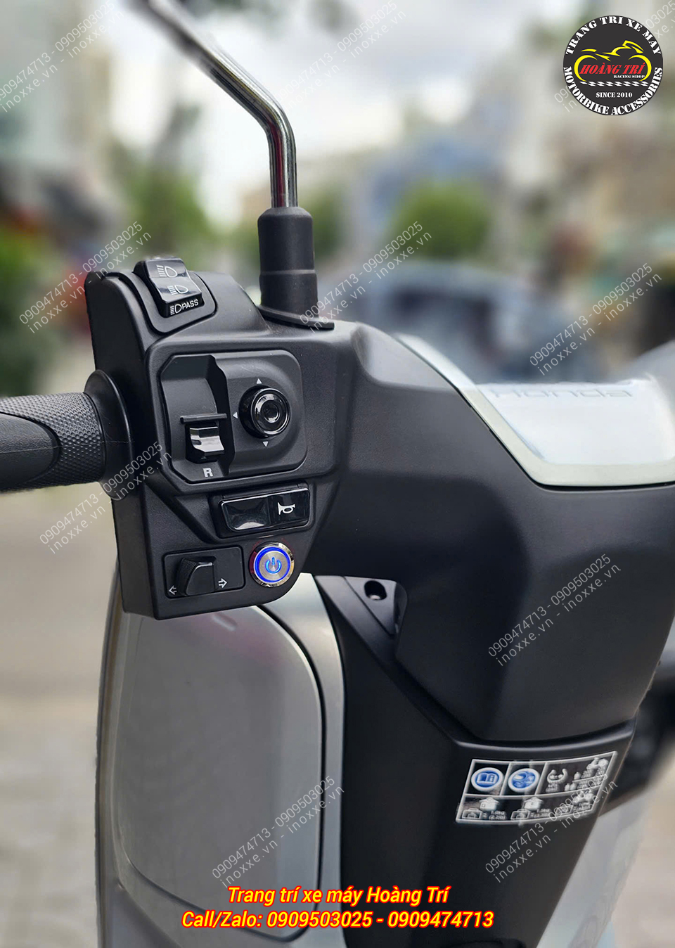 Độ bật gác chân sau tự động cho xe Honda UC3