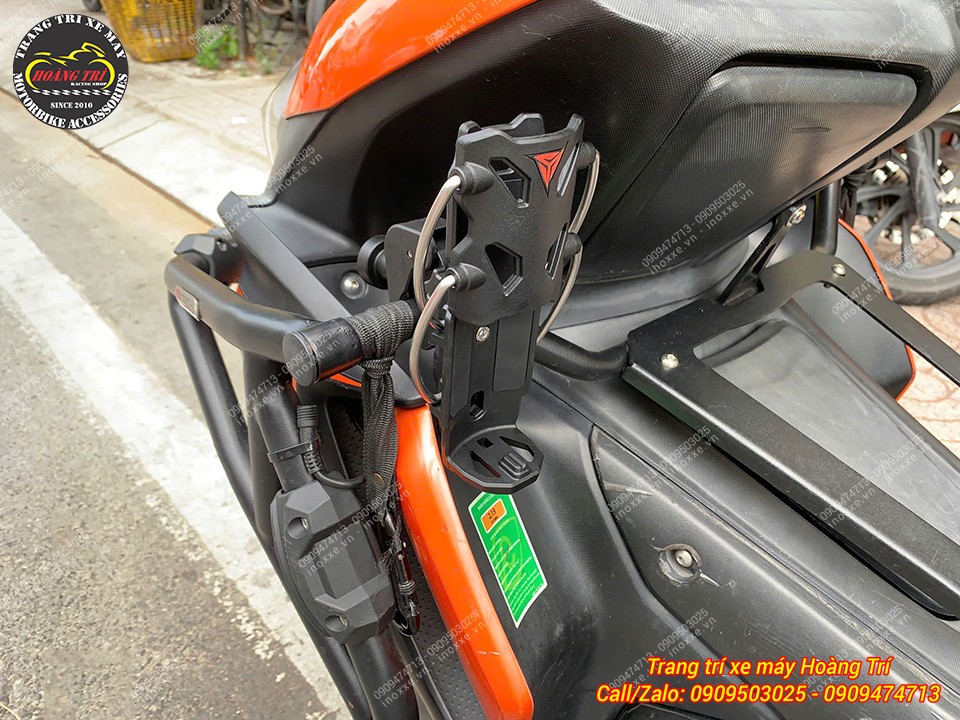 Giá đỡ chai nước MotoWolf DH1