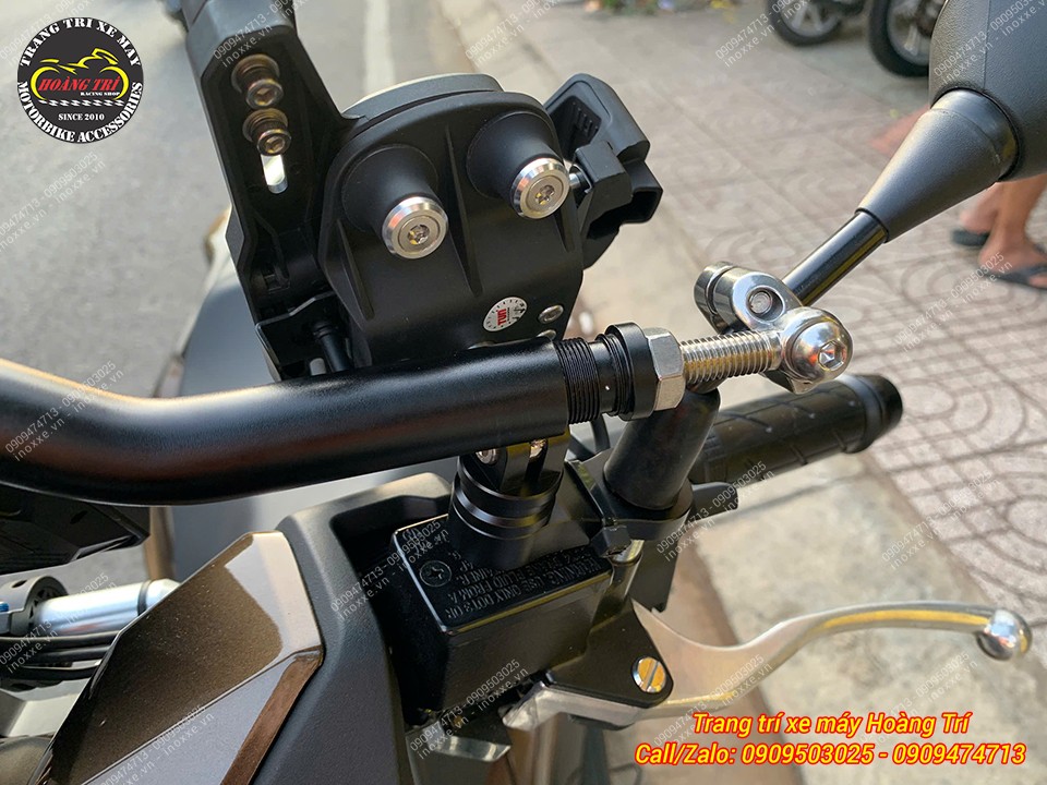 Thanh ngang ghi đông MotoWolf HB8 gắn chân kính hậu