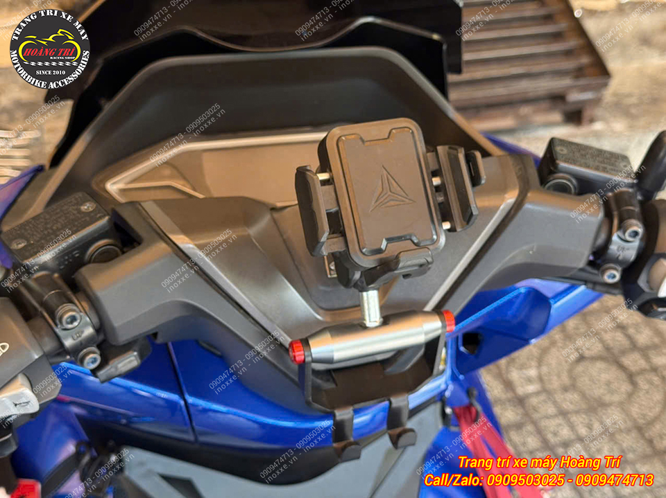 Thanh ngang GPS PCX 160 tích hợp móc treo đồ